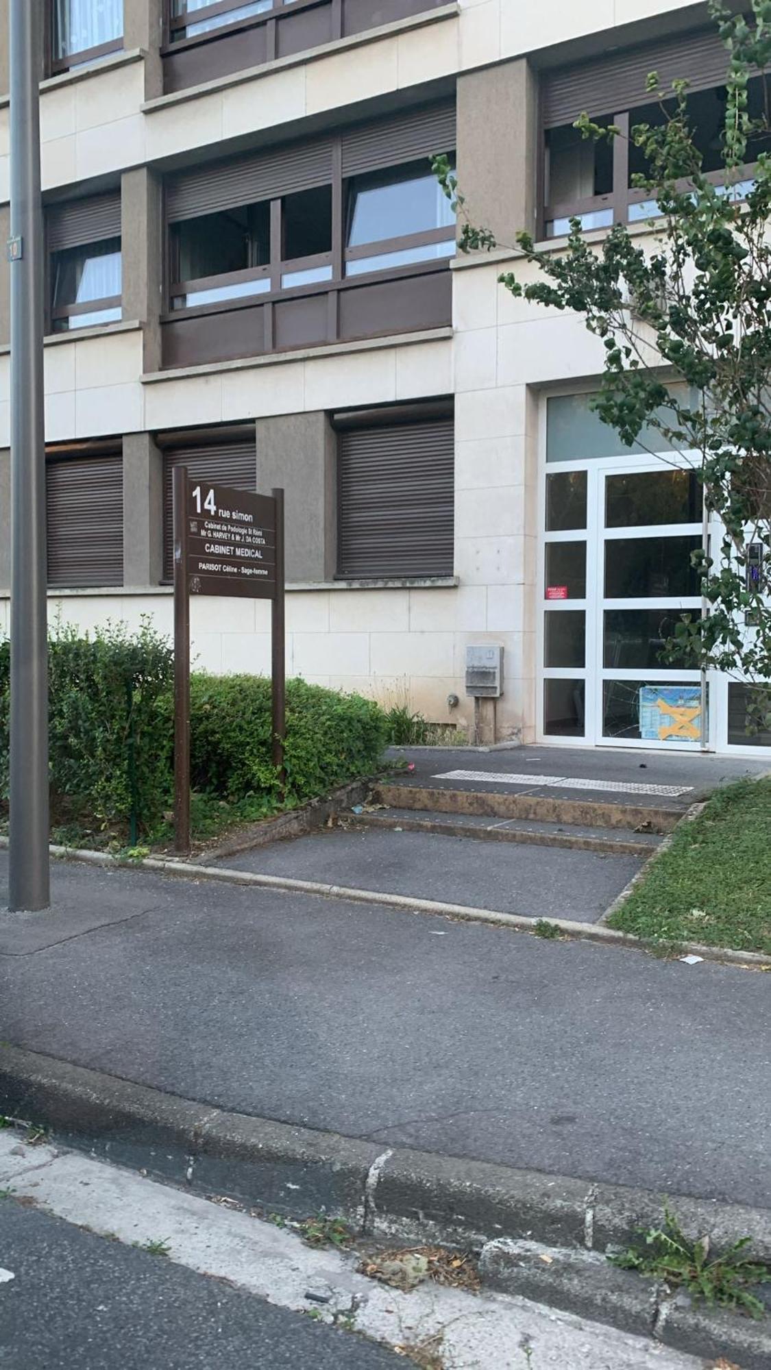 Reims Centre-Ville - 2 Chambres - 6 Personnes Au 1 Er Etage Bagian luar foto