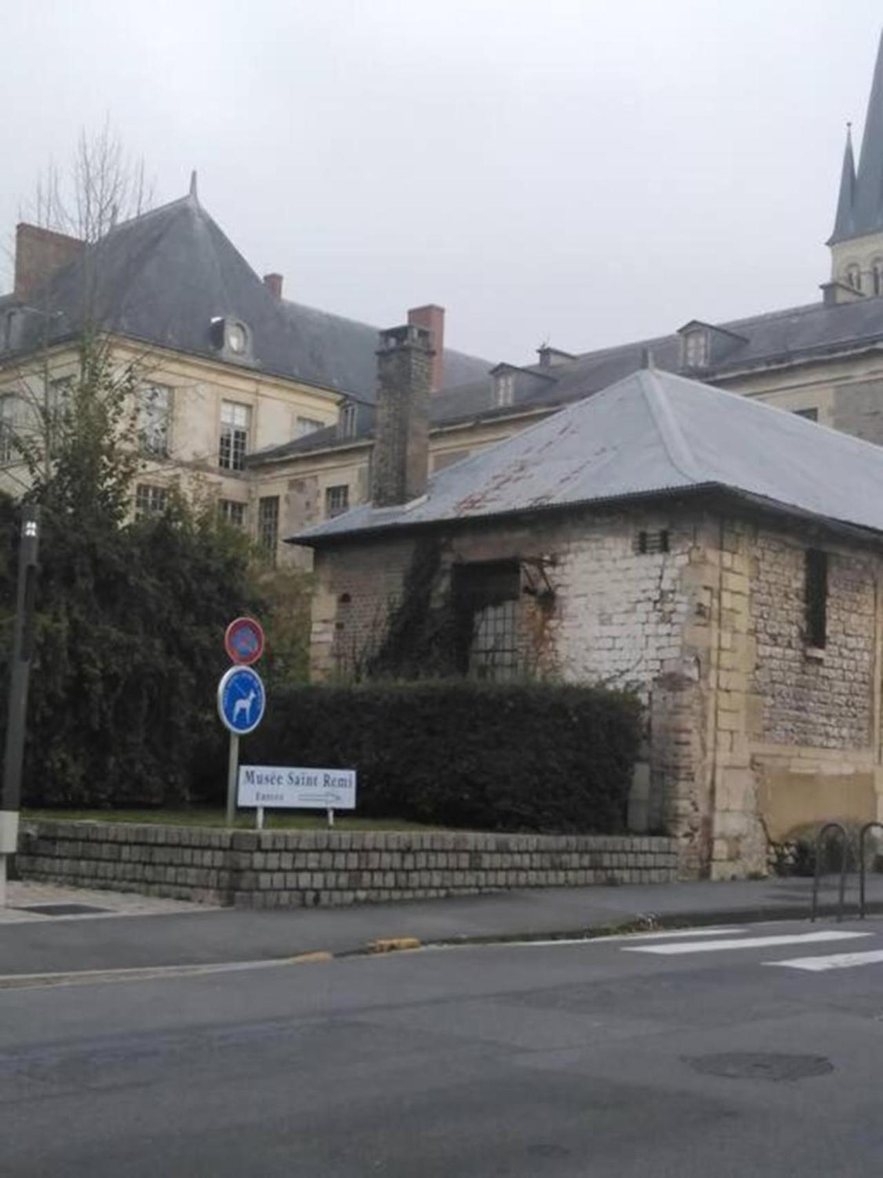 Reims Centre-Ville - 2 Chambres - 6 Personnes Au 1 Er Etage Bagian luar foto