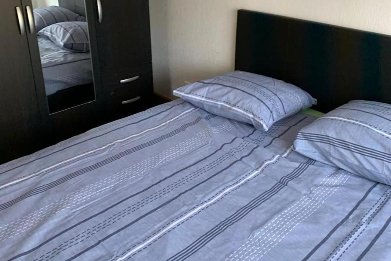Reims Centre-Ville - 2 Chambres - 6 Personnes Au 1 Er Etage Bagian luar foto